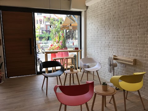 溫品牙醫診所 東港